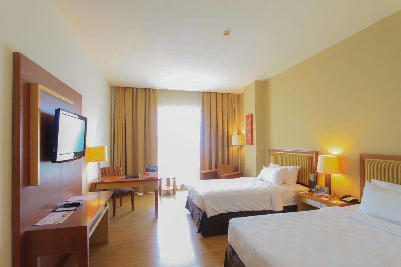 Swiss-Belhotel Maleosan Manado Extérieur photo