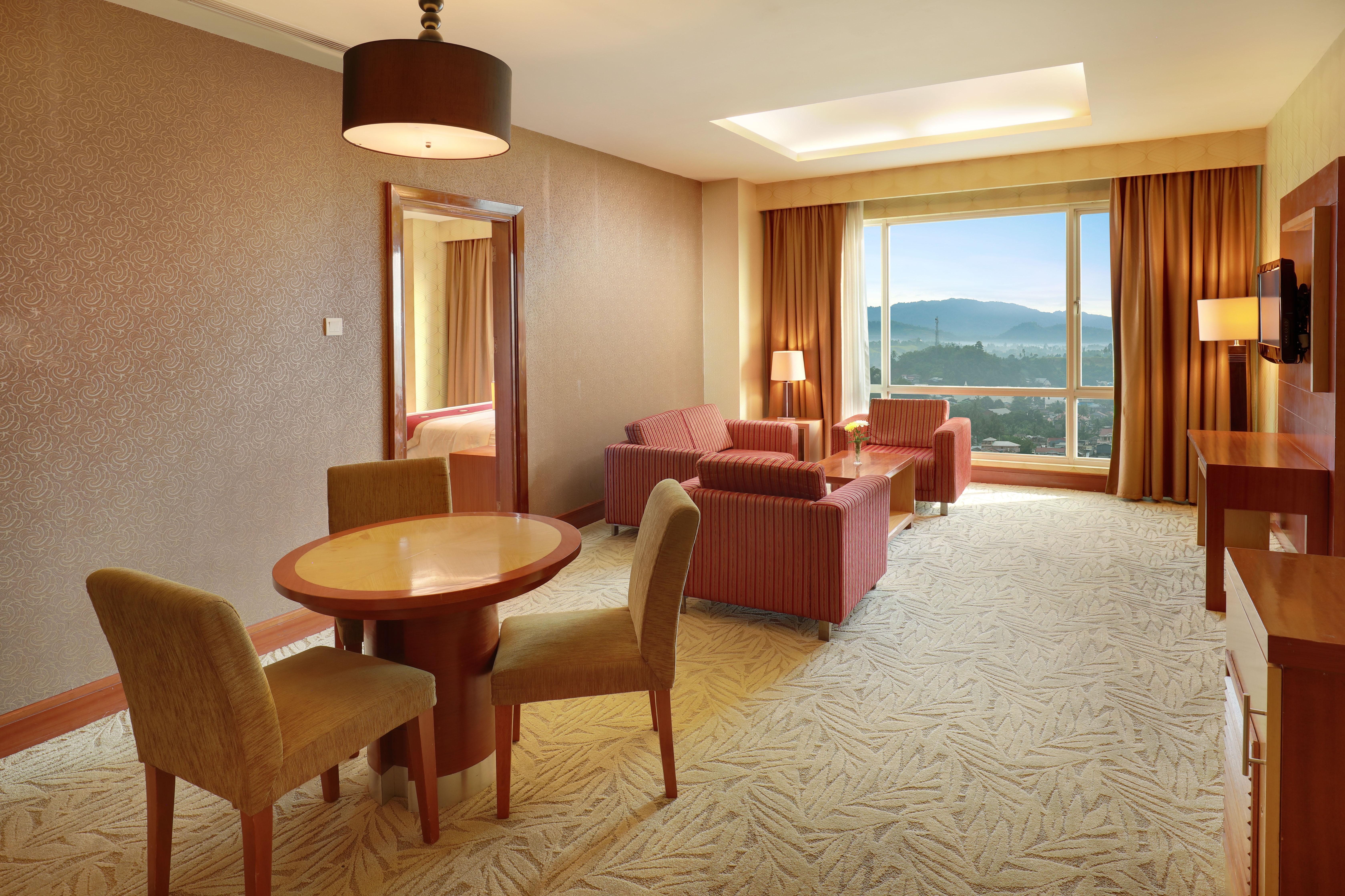Swiss-Belhotel Maleosan Manado Extérieur photo