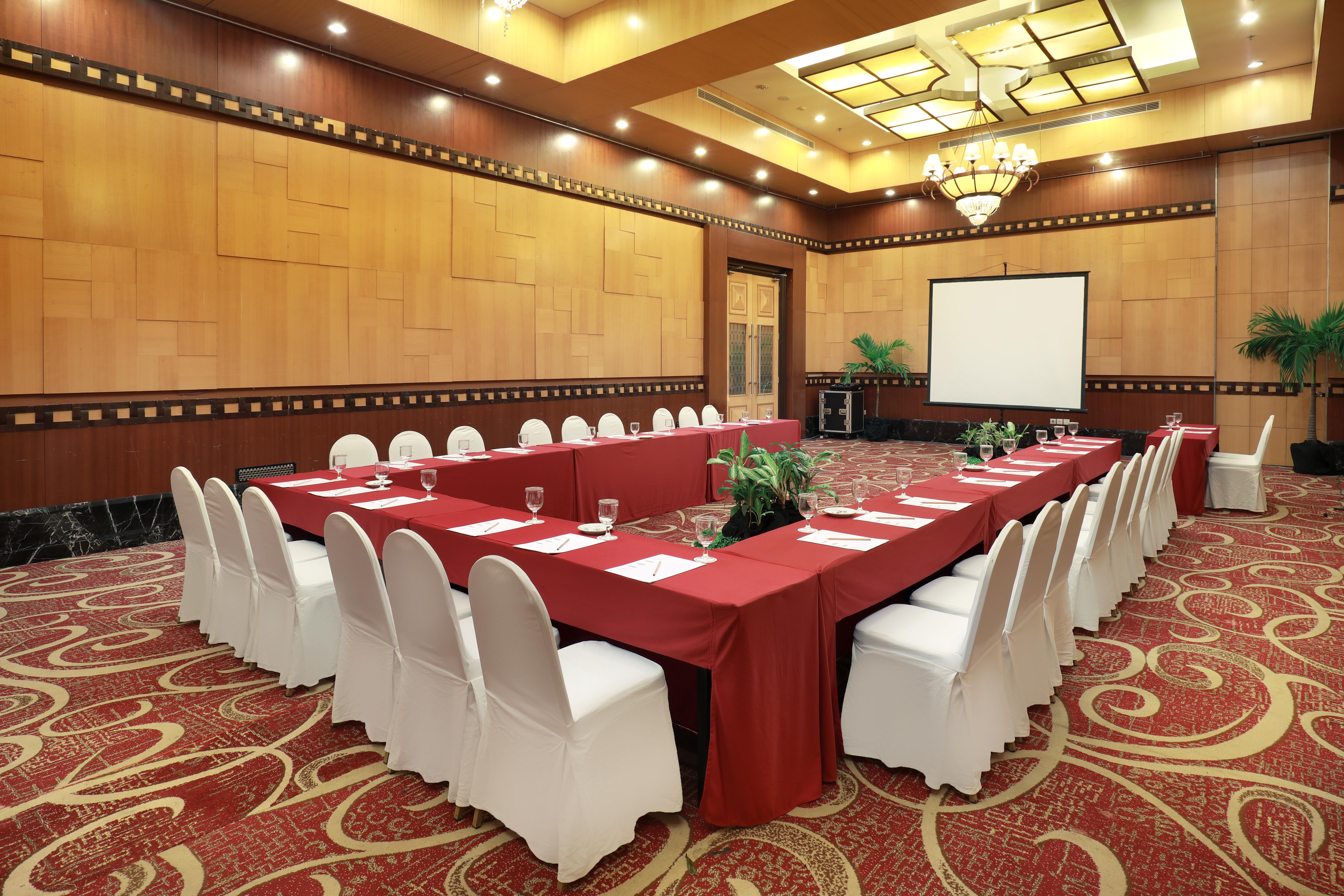 Swiss-Belhotel Maleosan Manado Extérieur photo