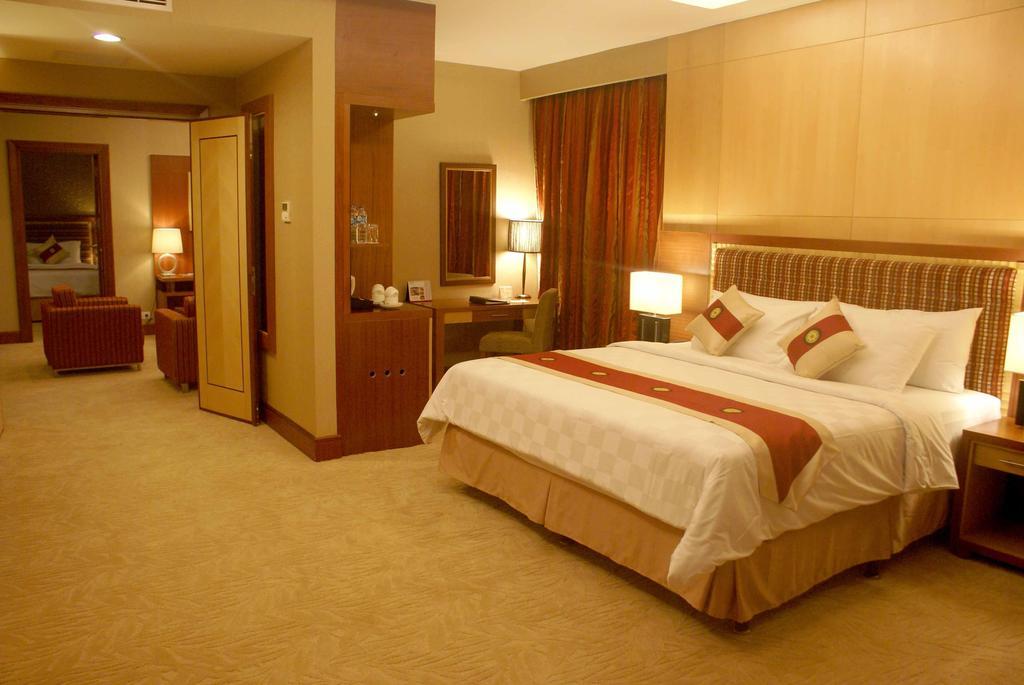 Swiss-Belhotel Maleosan Manado Extérieur photo